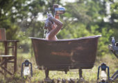 Serian's Serengeti North Guest Tent Outdoor Bath